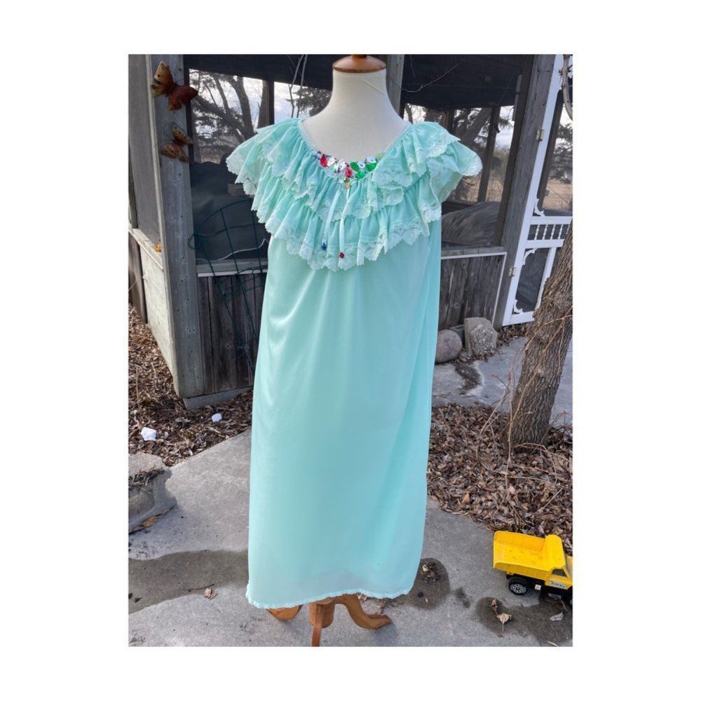 Vintage Mint Green Night Dress Gown Nylon Tiered Circle Lace Collar Ribbons Cap